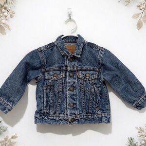 Levi’s 2T Denim Trucker Jacket Classic Unisex Jean Jacket